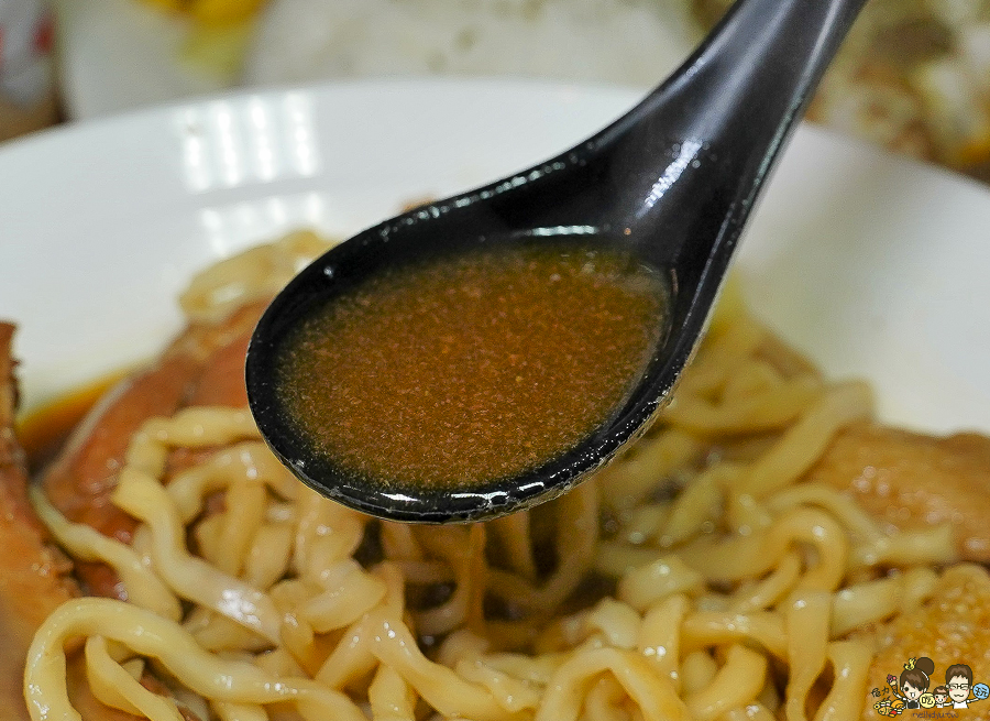 馬來西亞 南洋 咖哩 好吃 肉骨茶 麵食 聚餐 家庭聚會 哈馬星 鼓山 渡船頭美食