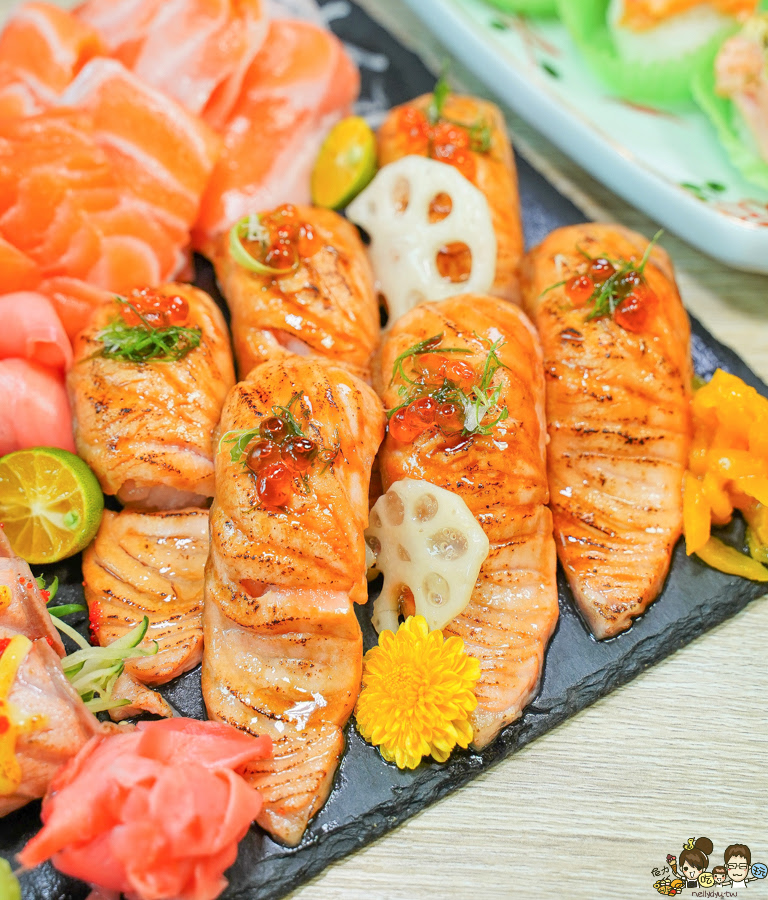 台南 鮭魚 浮誇鮭魚 好吃 鮭魚控 壽司 日式料理 網美 台南美食 最浮誇