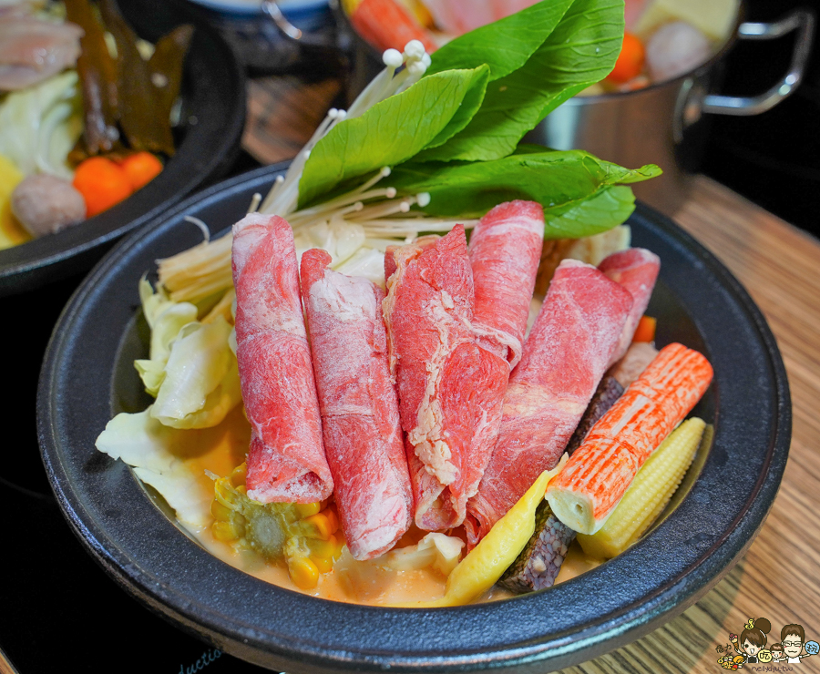 台式火鍋 石頭火鍋 雞鍋 乾鍋美食 伙鍋 必追 家庭聚餐 鼎山美食