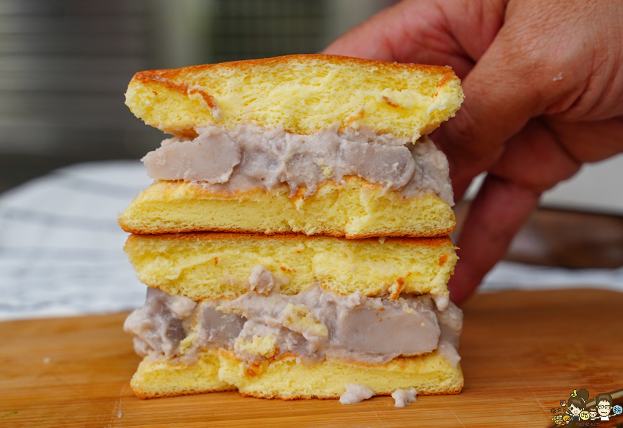 高雄甜點 蛋糕 美食 杰菕甜點 毛巾卷蛋糕 創意 泡芙 叮噹燒 鹽埕美食 甜點控