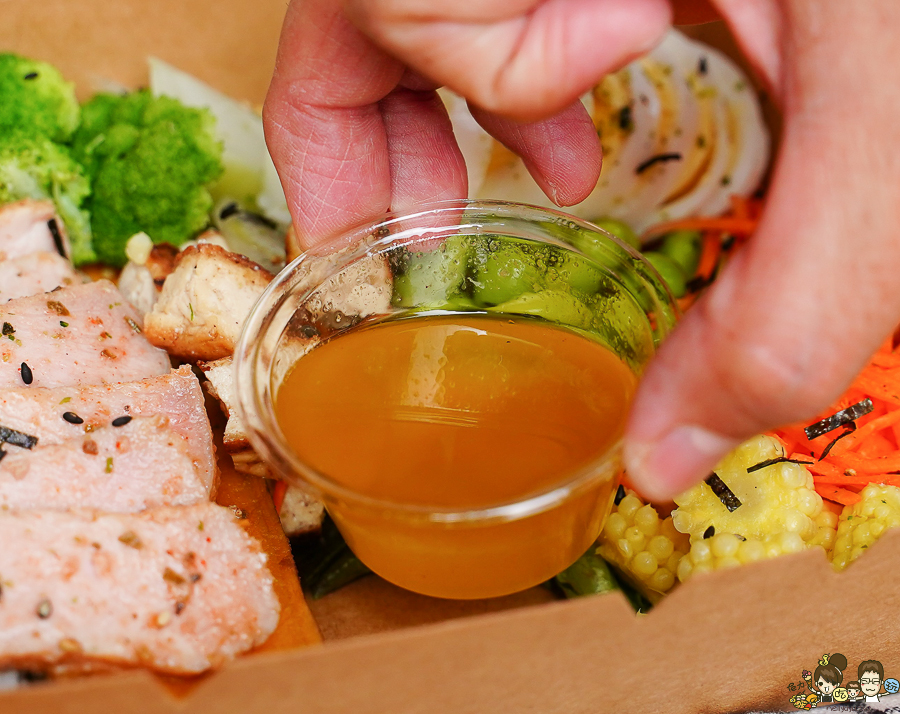 阿北飯店 餐盒 健康餐盒 舒食 沙拉 生菜 不要澱粉 飲料 樸實茶行 上班族 喜歡 推薦