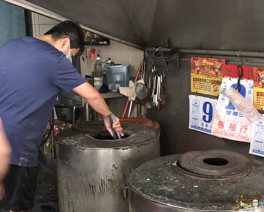 老鄉燒餅 老店 高雄美食 必吃 老字號 傳承 炭烤 燒餅 