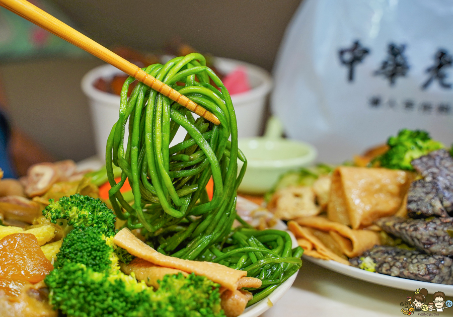 中華老滷 滷味 星級 光華夜市 高雄夜市 排隊美食 必吃 好吃 香酥鴨