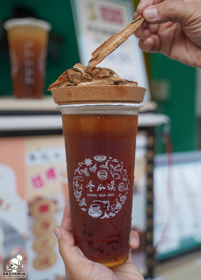 逢甲夜市 冬瓜漢 飲料 好喝 推薦 必喝 超人氣 牛蒡 養生 茶飲 手搖引 高雄老店