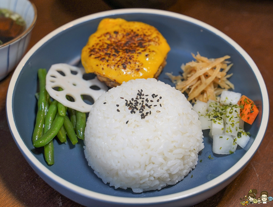 木蘭咖哩 日式 炸物 美食 巷弄 高雄咖哩 高雄美食 必吃 好吃 外帶 