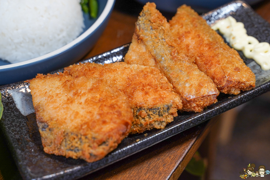 木蘭咖哩 日式 炸物 美食 巷弄 高雄咖哩 高雄美食 必吃 好吃 外帶 