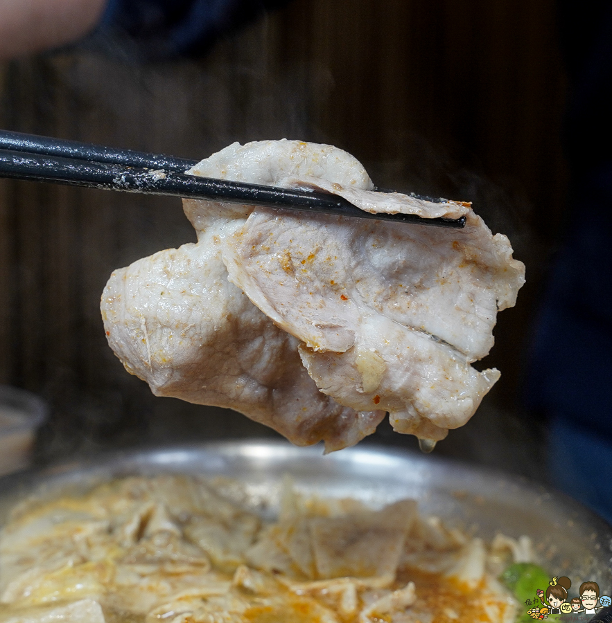 個人鍋 百元鍋物 火鍋 聚餐 約會 吃到飽 高雄美食 學區每食