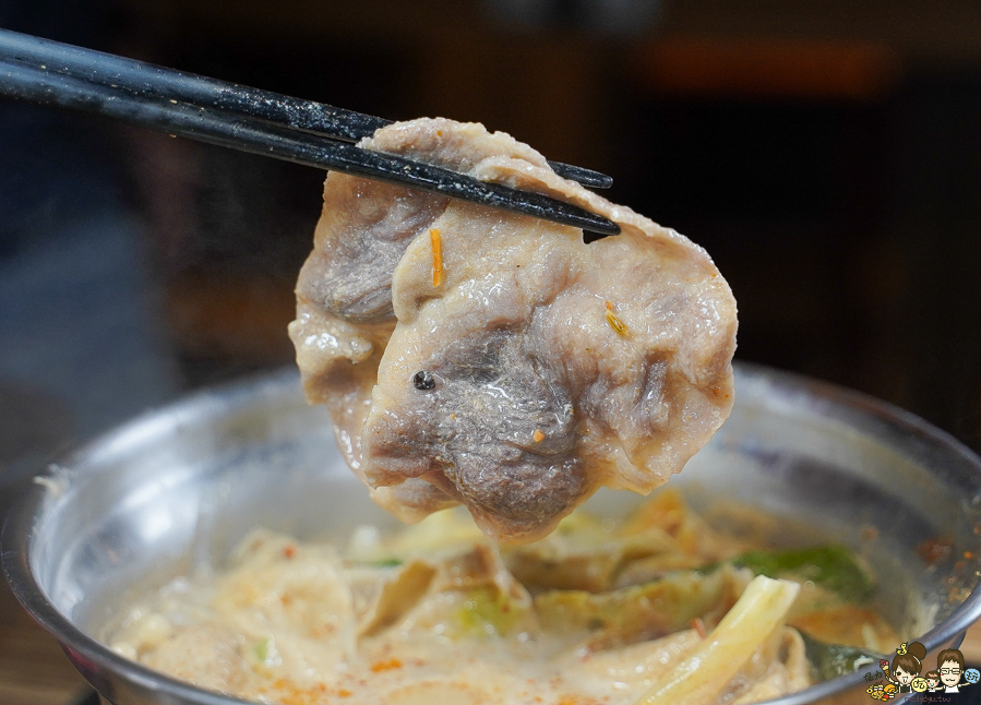 個人鍋 百元鍋物 火鍋 聚餐 約會 吃到飽 高雄美食 學區每食