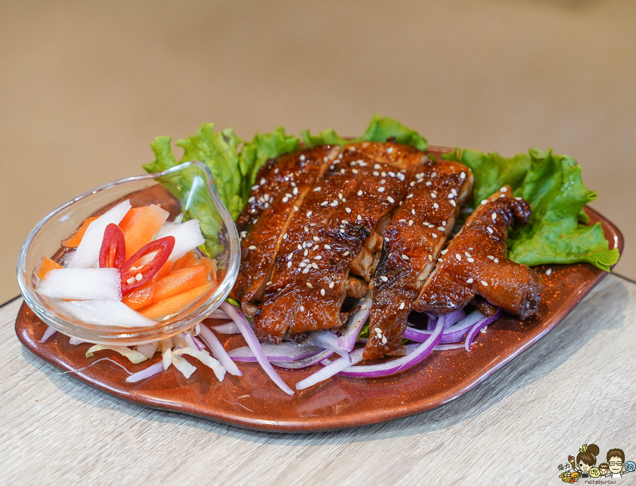 夢時代 美食 聚餐 家庭聚會 定食 套餐 公司聚餐 好吃 台灣小吃 家常料理 功夫菜色