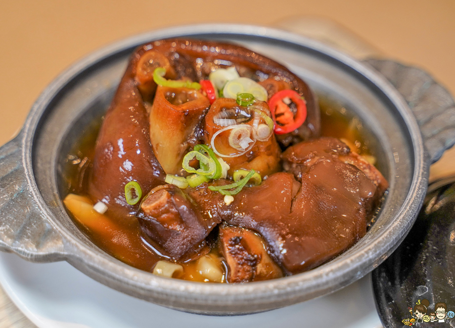 夢時代 美食 聚餐 家庭聚會 定食 套餐 公司聚餐 好吃 台灣小吃 家常料理 功夫菜色