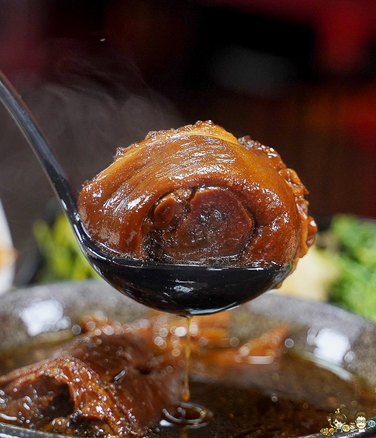 三民美食 鍋物 火鍋 簡餐 套餐 親子 家庭聚餐 聚會 榮皇 遊戲區 