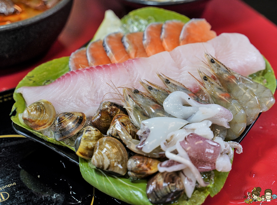 三民美食 鍋物 火鍋 簡餐 套餐 親子 家庭聚餐 聚會 榮皇 遊戲區 