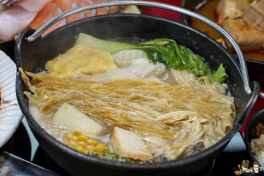 三民美食 鍋物 火鍋 簡餐 套餐 親子 家庭聚餐 聚會 榮皇 遊戲區 