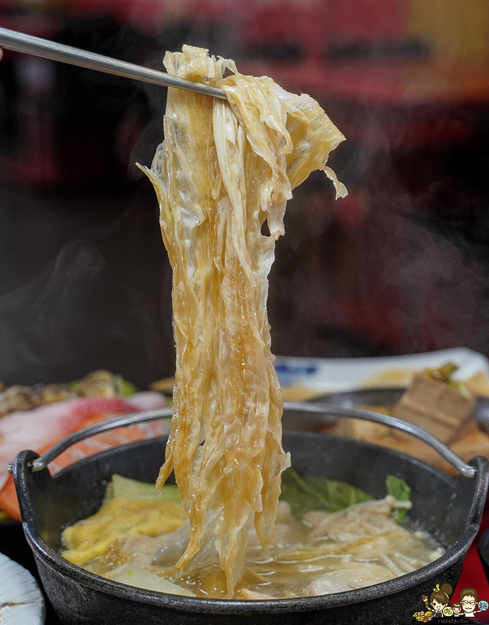 三民美食 鍋物 火鍋 簡餐 套餐 親子 家庭聚餐 聚會 榮皇 遊戲區 