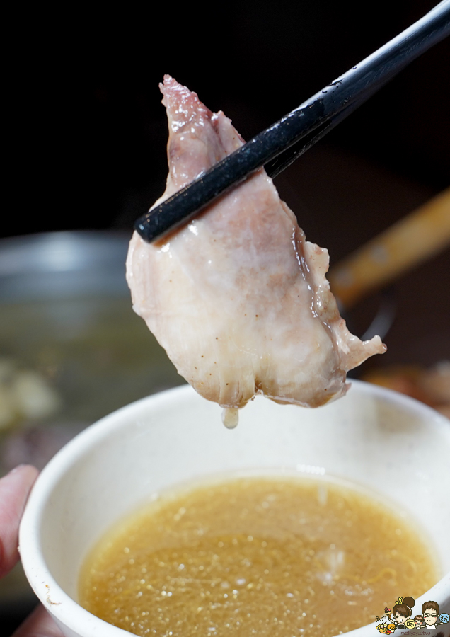 桶仔雞 烤雞 泰國蝦 雞湯 雞鍋 文山特區 聚會 聚餐 慶生 停車場 聚會 野菜 預約