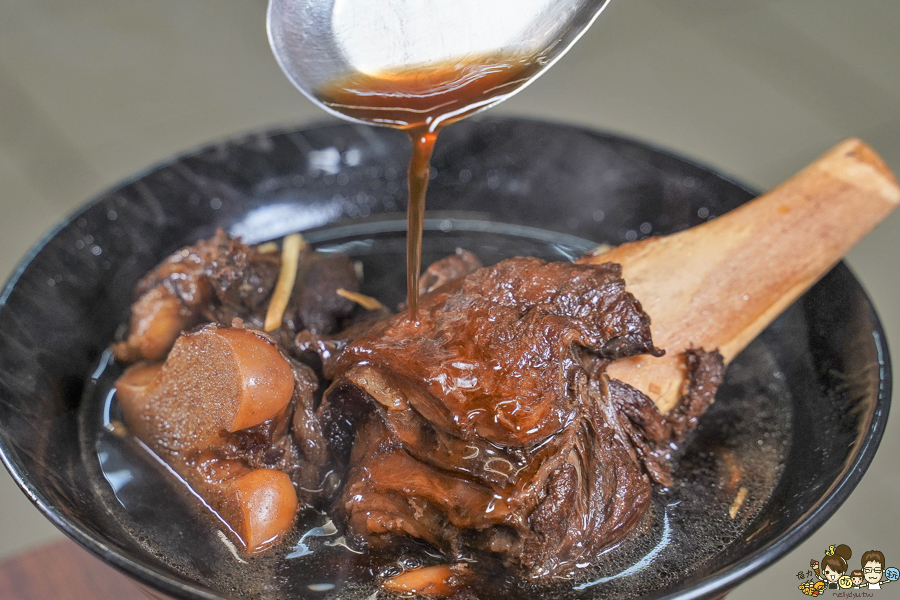 高雄羊肉 羊肉鍋 火鍋 鍋物 百元火鍋 鳳山火鍋 高雄火鍋 高雄美食 當歸羊肉 排骨