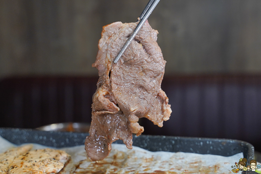 吃到飽 燒肉吃到飽 韓式料理 韓式燒肉 高雄吃到飽 巨蛋商圈 凹子底 聚餐 包場 聚會 吃肉肉 肉肉控