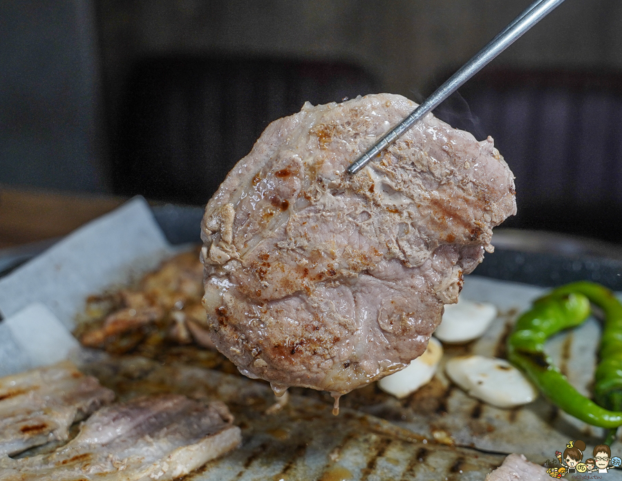 吃到飽 燒肉吃到飽 韓式料理 韓式燒肉 高雄吃到飽 巨蛋商圈 凹子底 聚餐 包場 聚會 吃肉肉 肉肉控