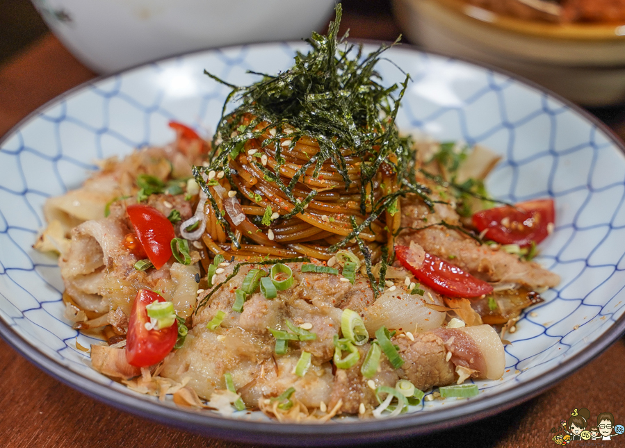 高雄 日本 居酒屋環境 霸氣 地標 日式 咖哩飯 蓋飯 好吃 排隊 超人氣 板前 大阪 高雄美食 高雄必吃