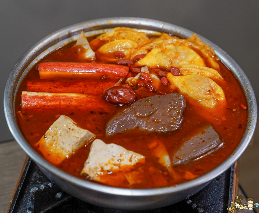 高雄美食 高雄火鍋 鍋物 百元火鍋 百元鍋物 麻辣鍋 養生鍋 素食鍋 高雄必吃 老字號 獨門 獨家 特製 獨特 必追