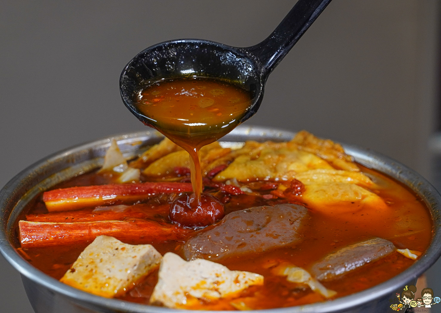 高雄美食 高雄火鍋 鍋物 百元火鍋 百元鍋物 麻辣鍋 養生鍋 素食鍋 高雄必吃 老字號 獨門 獨家 特製 獨特 必追