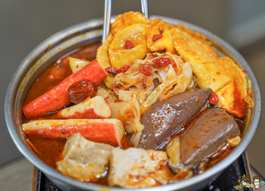 高雄美食 高雄火鍋 鍋物 百元火鍋 百元鍋物 麻辣鍋 養生鍋 素食鍋 高雄必吃 老字號 獨門 獨家 特製 獨特 必追