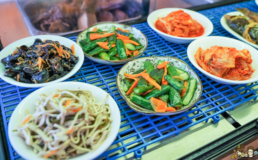 高雄麵食 滷味 高雄必吃 王哥陽春麵 麵館 經典 手工麵 日曬麵 好吃 必吃 樸實 懷舊 高雄人氣麵館