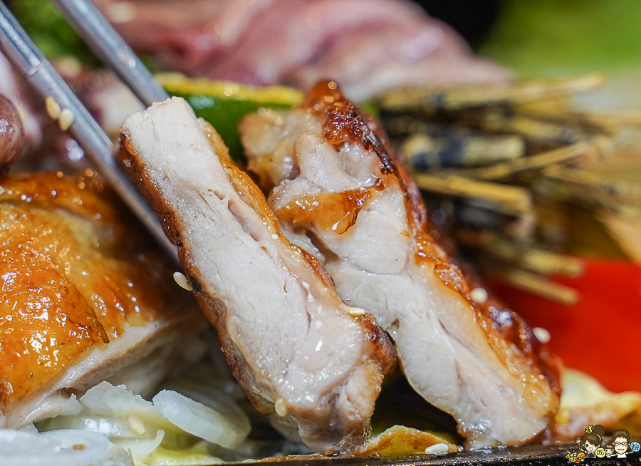 鬥牛士食堂 鐵板美食 炙燒 牛排 和牛 聚餐 家庭聚會 親子 吃美食 高雄美食 高雄超人氣 百貨商圈美食 