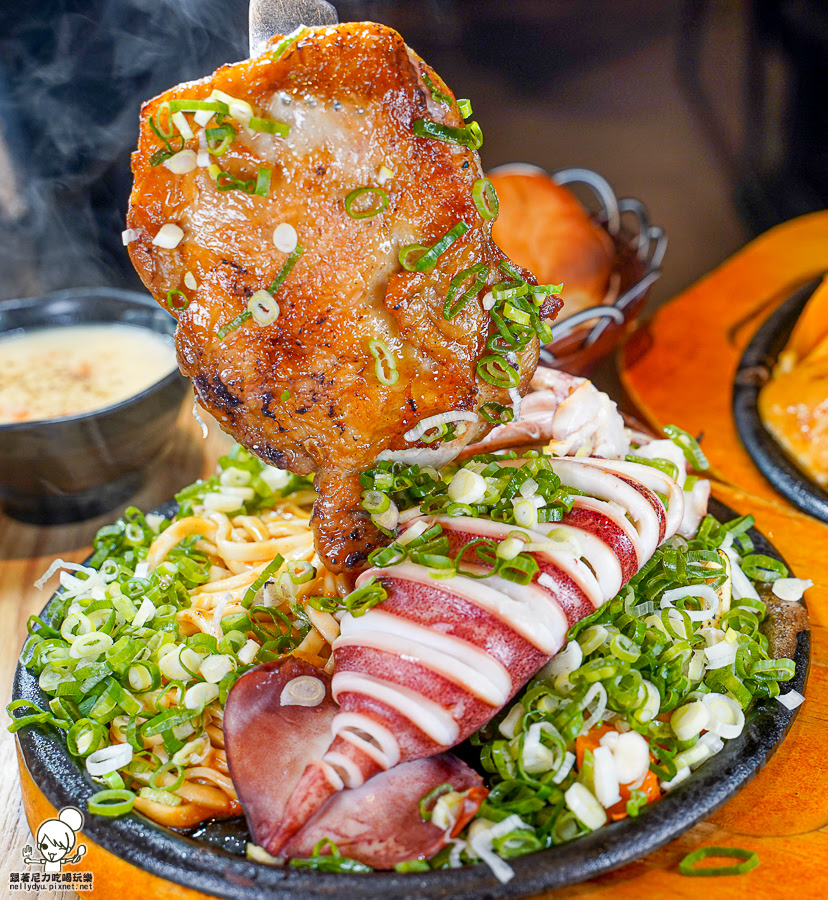 牛排 排餐 鐵板牛排 鐵板美食 鐵板麵 雞排 牛排 豬排 高雄美食 鹽埕美食