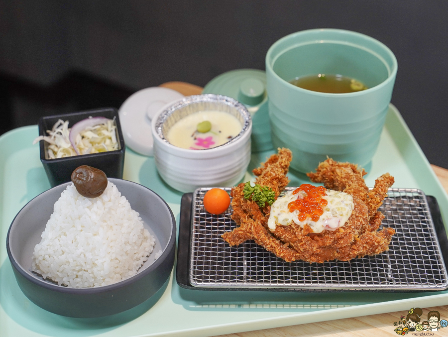 高雄炸豬排 豬排 三筋 美食 高雄美食 平價 聚餐 定食 家庭聚會 親子用餐