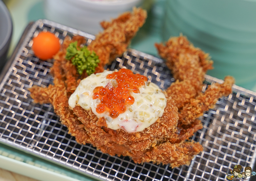 高雄炸豬排 豬排 三筋 美食 高雄美食 平價 聚餐 定食 家庭聚會 親子用餐