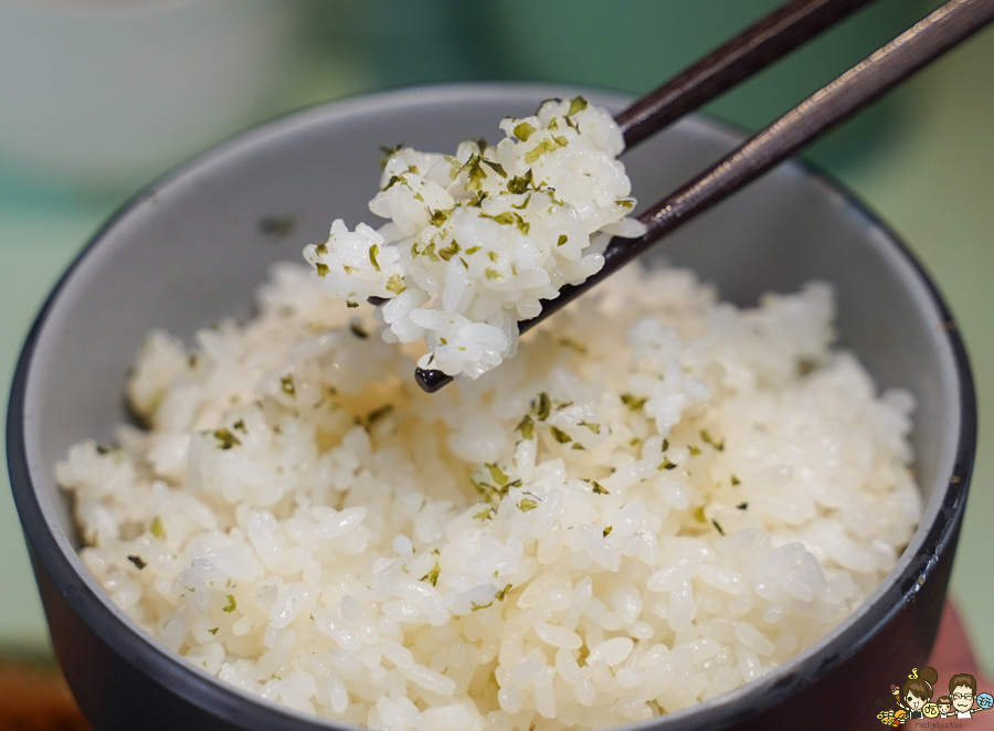 高雄炸豬排 豬排 三筋 美食 高雄美食 平價 聚餐 定食 家庭聚會 親子用餐