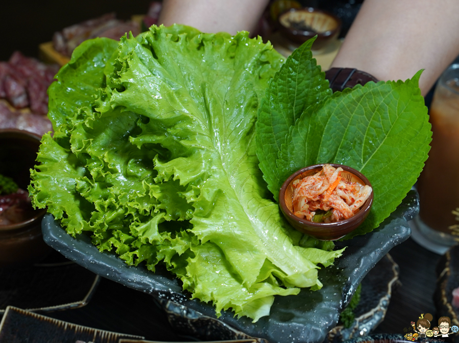 高雄燒肉 套餐 頂級 和牛燒肉 日式燒烤 炭黔燒肉 必吃 聚餐 約會 消夜 夜貓族 高雄必追 高雄美食