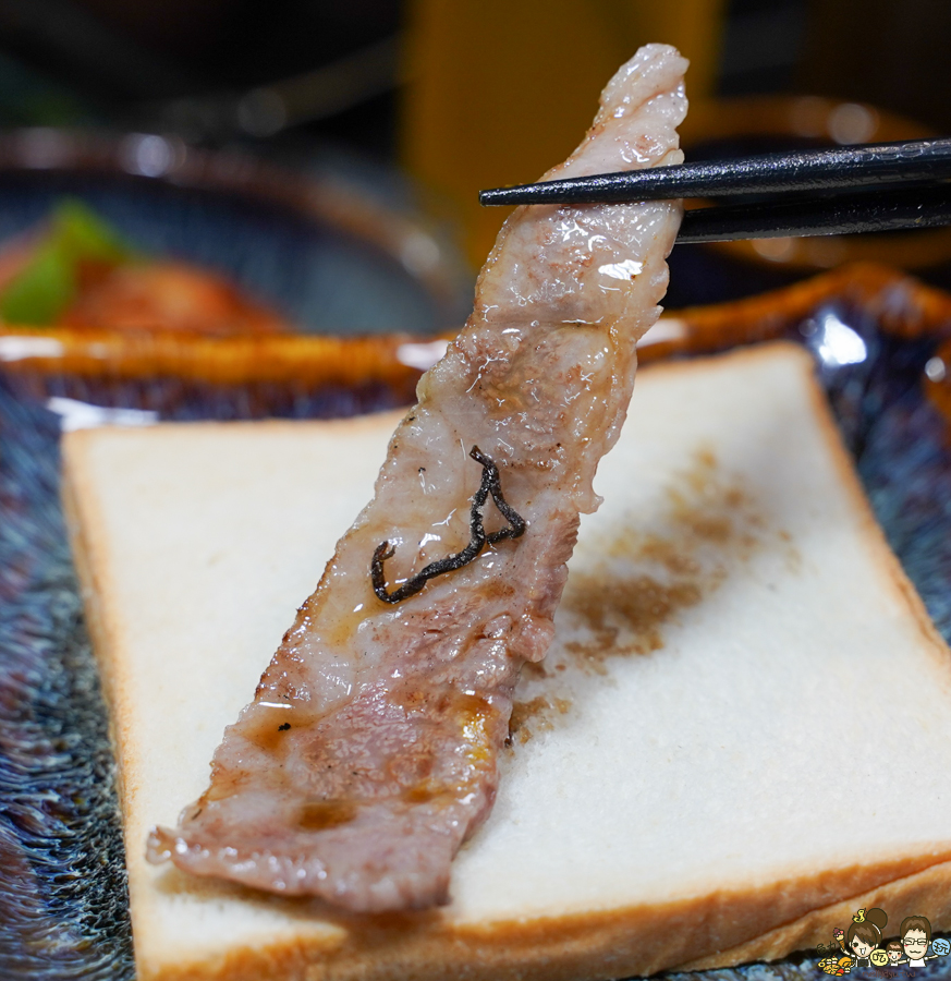 高雄燒肉 套餐 頂級 和牛燒肉 日式燒烤 炭黔燒肉 必吃 聚餐 約會 消夜 夜貓族 高雄必追 高雄美食