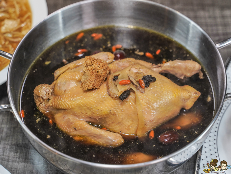 父親節 聚餐 家庭聚會 吃美食 星級 新鮮 澎派 高雄美食 高雄聚餐 限定 預購 河堤社區