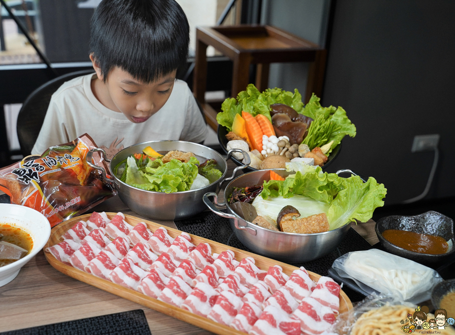 枋寮美食 墾丁 南下 恆春 聚餐 火鍋 親子 聚會 包廂 便宜 好吃 水綠方