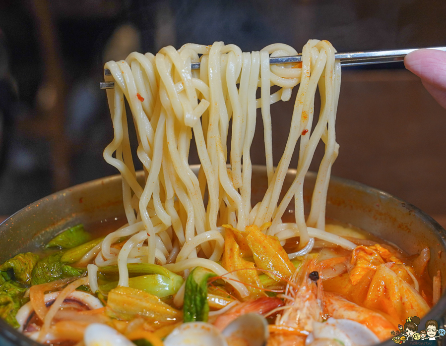 台南購物逛街 快閃 美食 限定 好吃 必追 購物 好買 台南美食 台南百貨 