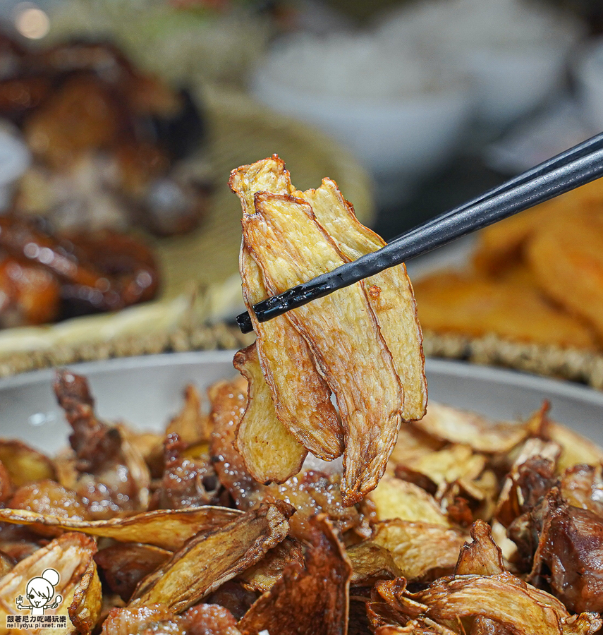 嘉義美食 甕窯雞 烤雞 脆皮烤雞 砂鍋魚頭 功夫料理 私房菜 交流道 必吃 嘉義