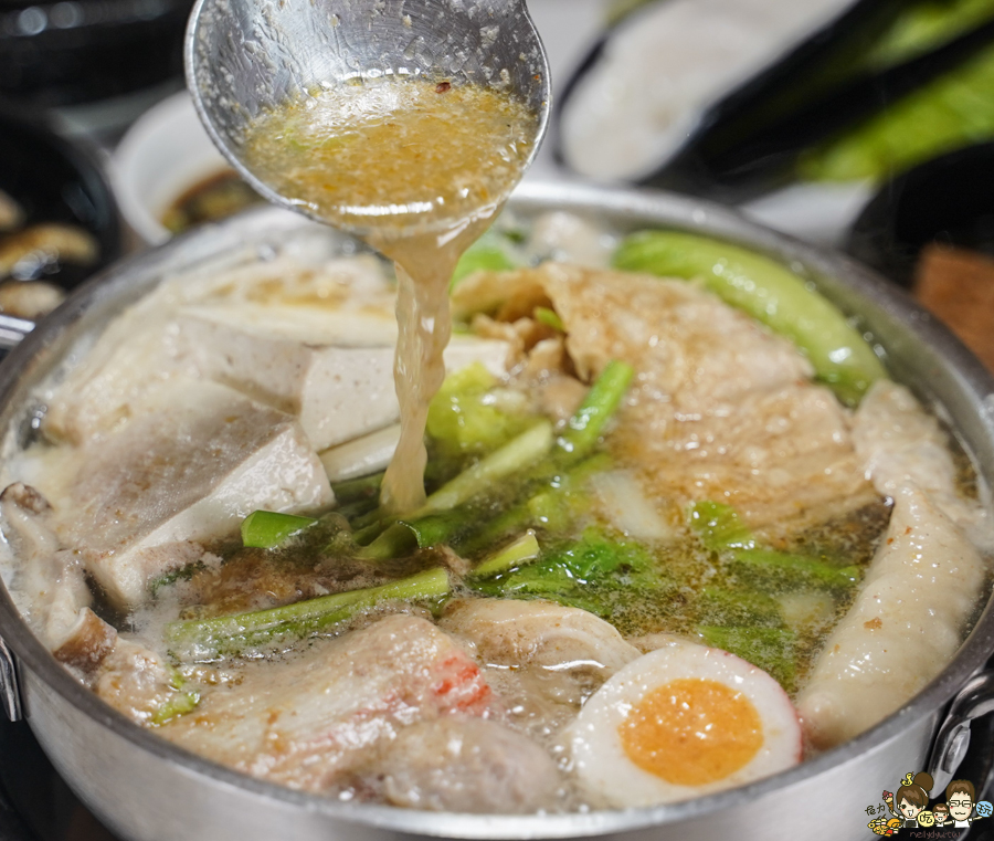 文山特區美食 鳳山美食 聚餐 約會 鍋物 好吃 親子 百元火鍋 個人鍋 吃火鍋 文山堂