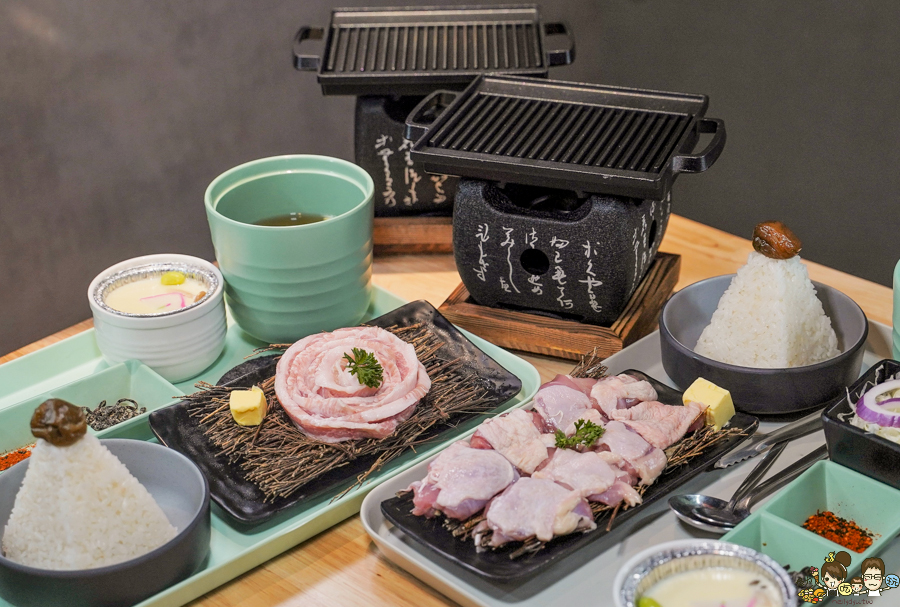 首創 榴槤炸豬排 三筋 好吃 創意 烤肉 燒肉 定食 好吃 平價 美味 北高雄 高雄美食 高雄聚餐 親子聚餐