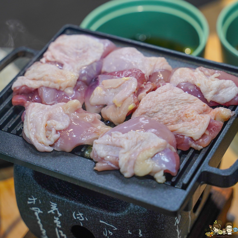 首創 榴槤炸豬排 三筋 好吃 創意 烤肉 燒肉 定食 好吃 平價 美味 北高雄 高雄美食 高雄聚餐 親子聚餐