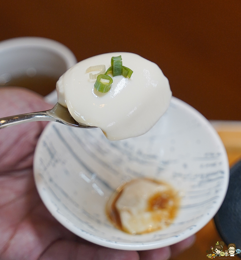 東京純豆腐 高雄第一間 豆腐煲 豆腐 好吃 甜點 聚餐 約會 百貨美食