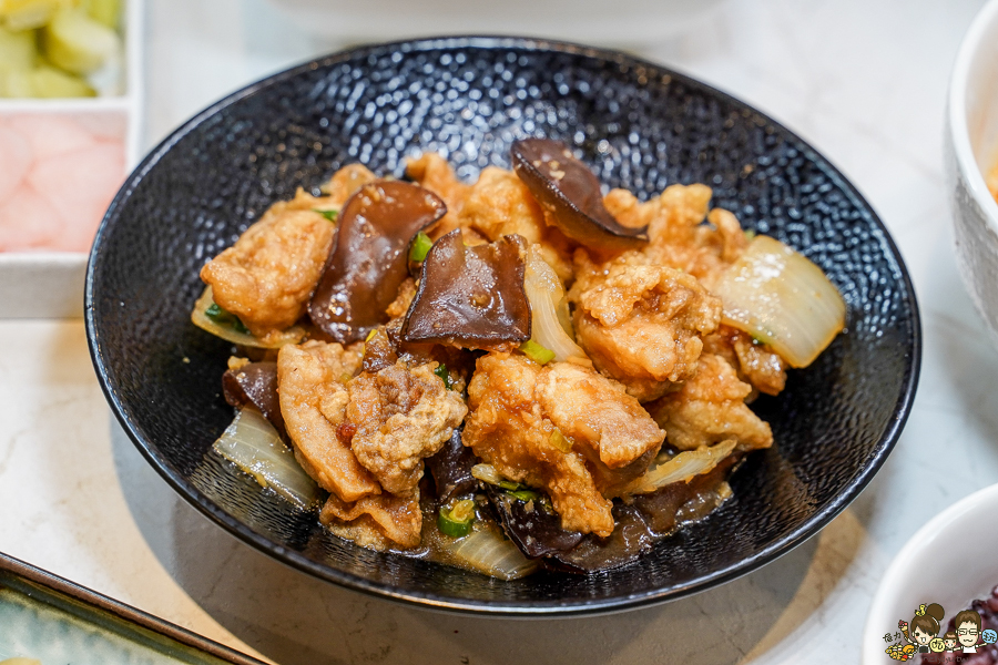 東京純豆腐 高雄第一間 豆腐煲 豆腐 好吃 甜點 聚餐 約會 百貨美食