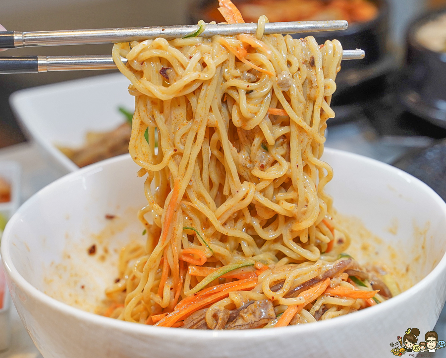 東京純豆腐 高雄第一間 豆腐煲 豆腐 好吃 甜點 聚餐 約會 百貨美食