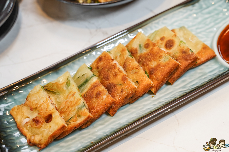 東京純豆腐 高雄第一間 豆腐煲 豆腐 好吃 甜點 聚餐 約會 百貨美食