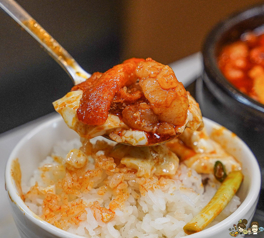 東京純豆腐 高雄第一間 豆腐煲 豆腐 好吃 甜點 聚餐 約會 百貨美食