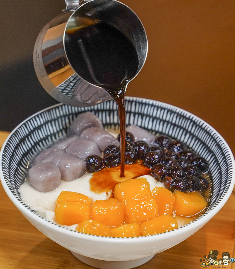 東京純豆腐 高雄第一間 豆腐煲 豆腐 好吃 甜點 聚餐 約會 百貨美食