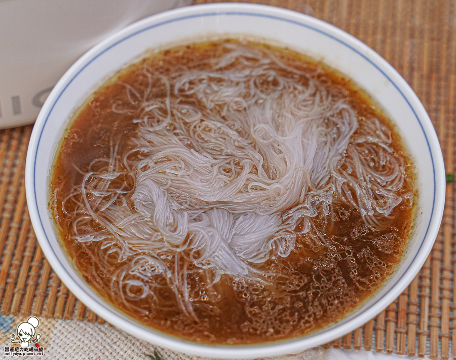 詹姆士 詹麵 拌麵 團購 美食 麵食 乾麵 好吃 必買 伴手禮 親子 麵 推薦 