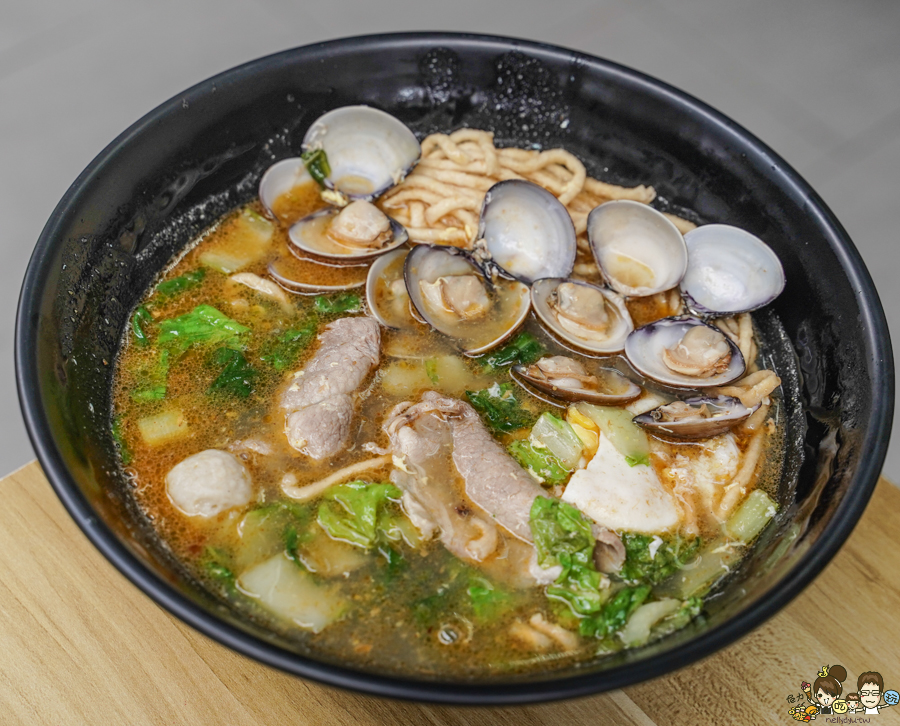 小搞搞 創意 焦糖布丁 創意蛋餅 好吃蛋餅 麵糊蛋餅 鍋燒麵食 麻辣 巷弄 早餐 早午餐