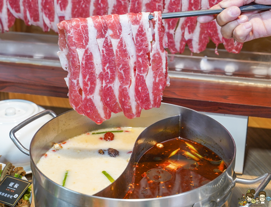 高雄麻辣鴛鴦鍋 火鍋 鍋物 慶生 聚餐 個人鍋 約會 肉肉盤 